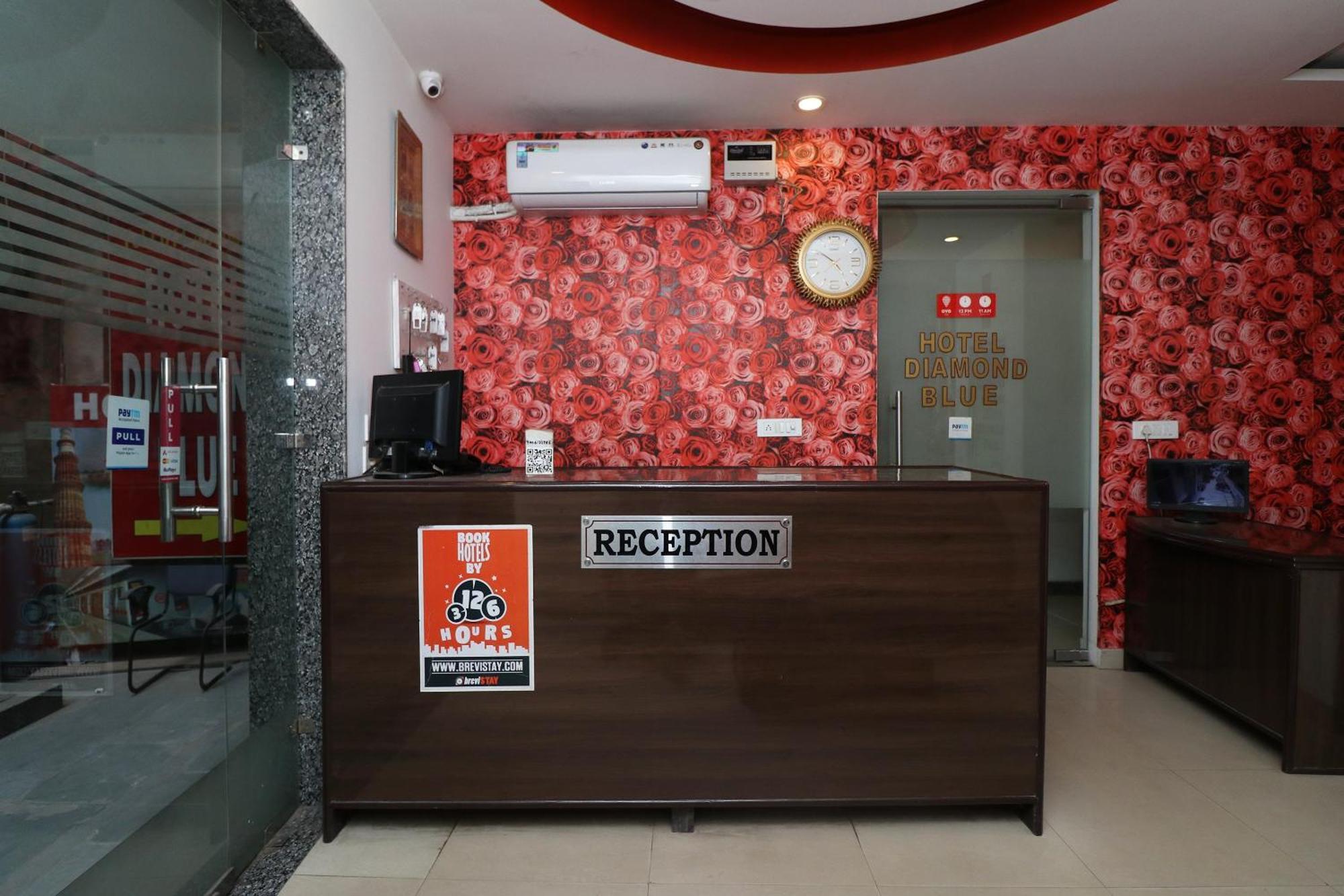 Oyo Flagship Hotel Daimond Nové Dillí Exteriér fotografie